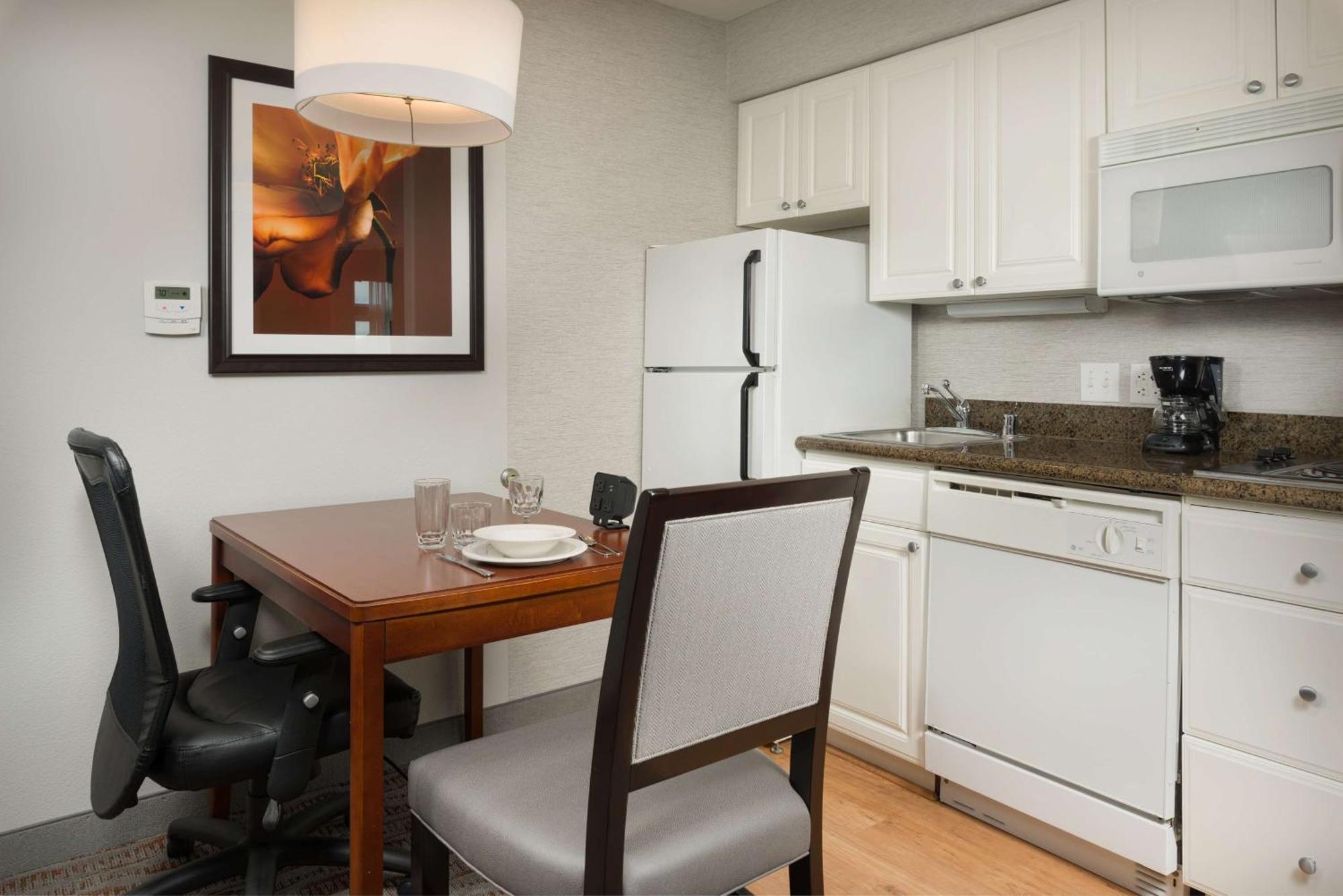 Homewood Suites By Hilton Vancouver / Portland Buitenkant foto